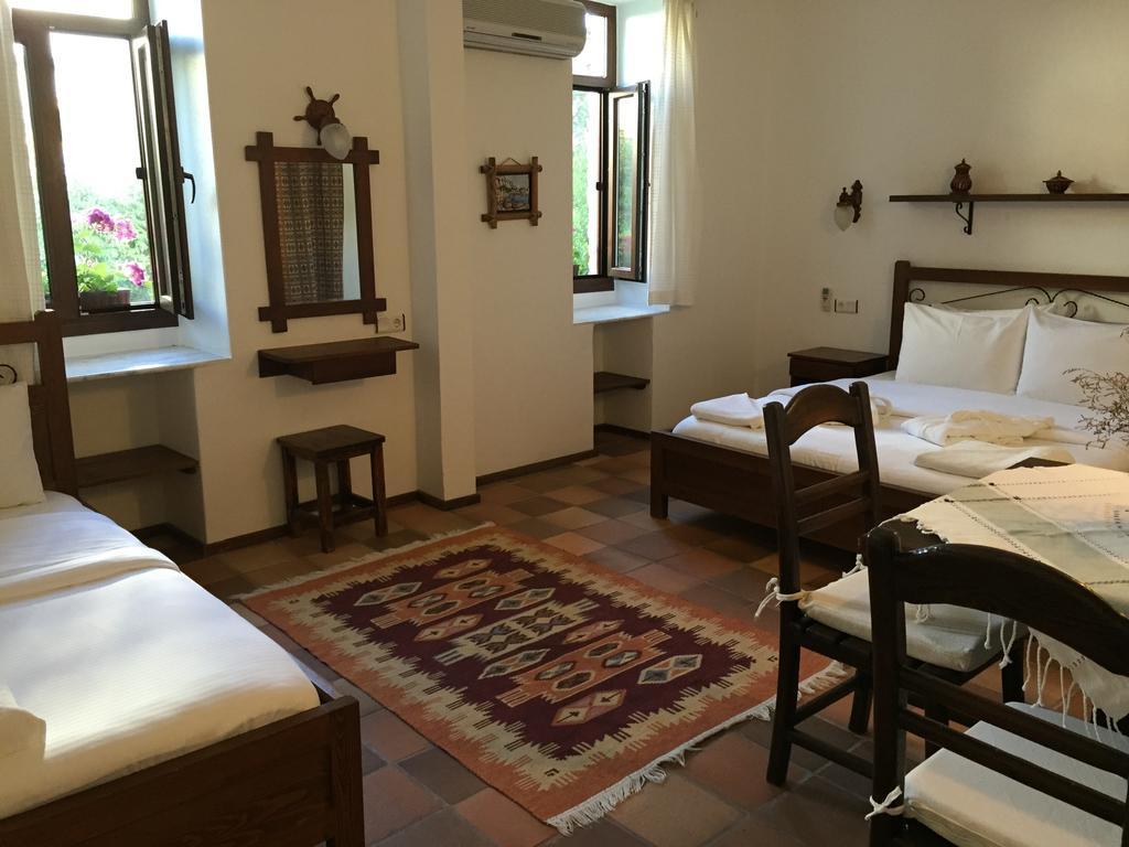 Hotel Happy Caretta Dalyan Quarto foto